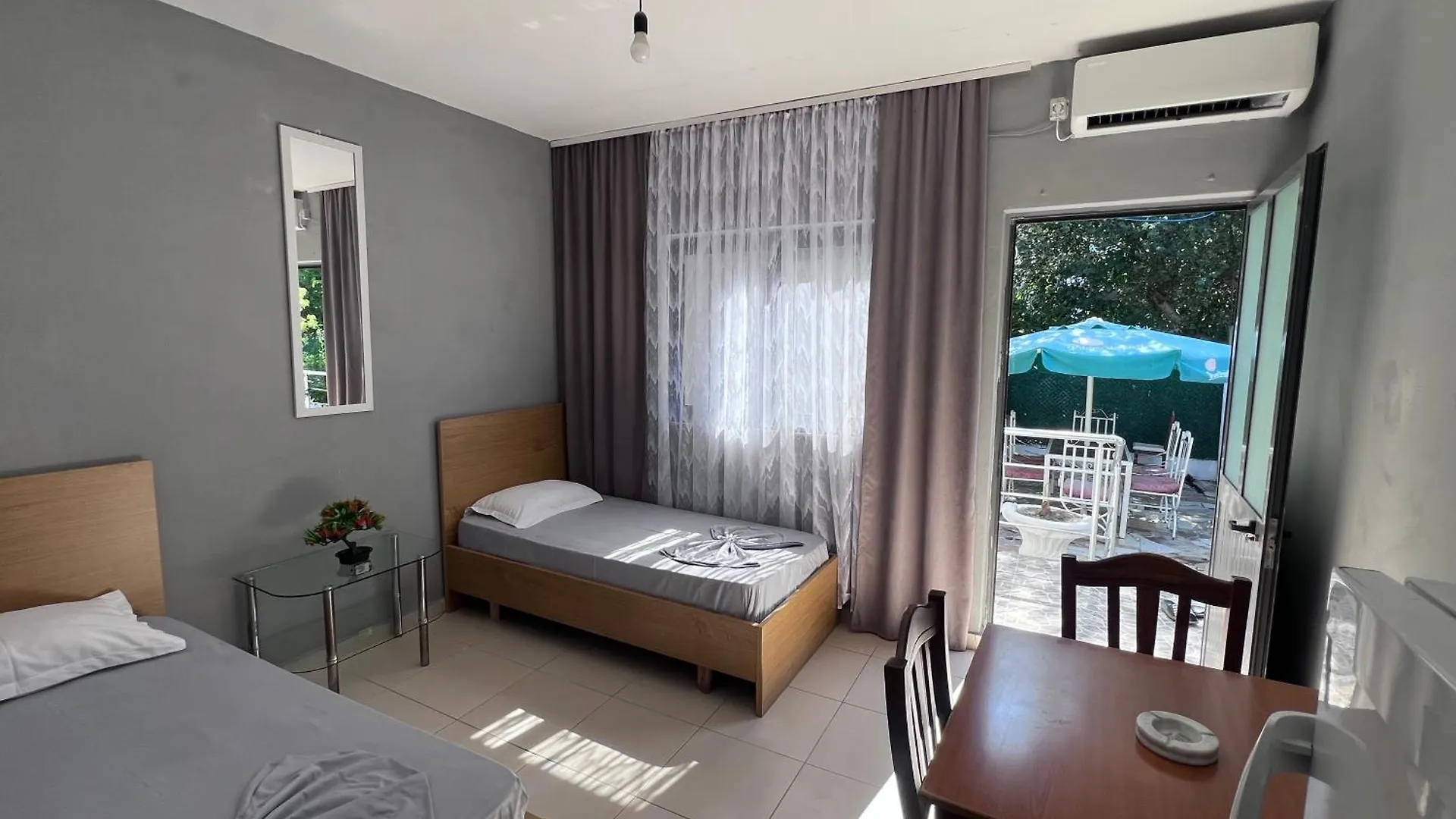 Dhoma Pushimi ' Ergi ' Hotel Velipojë
